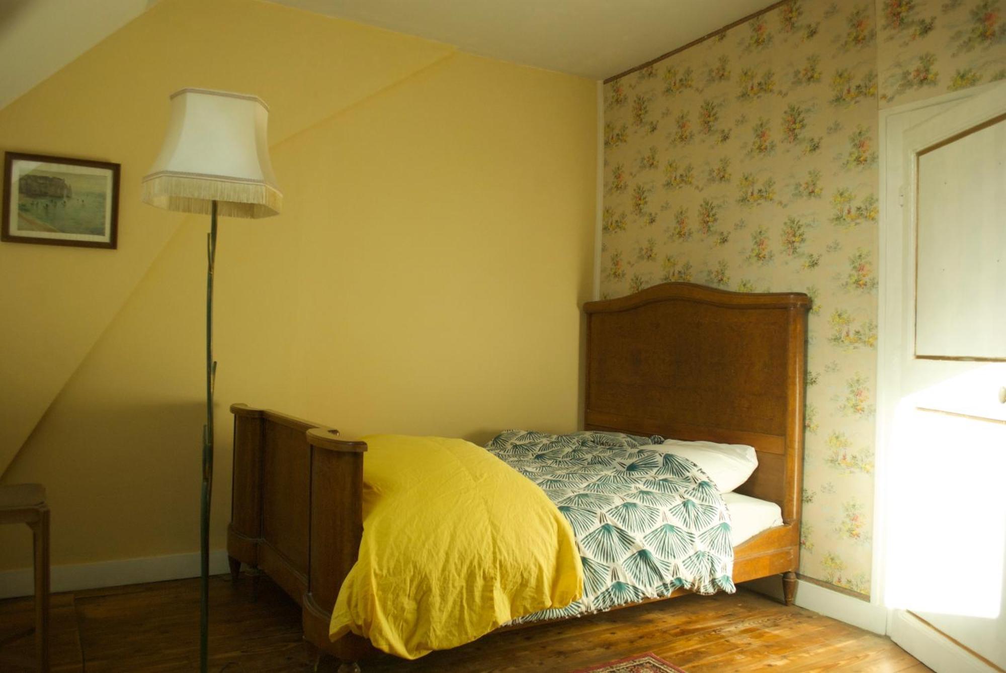Bed and Breakfast YXIE - Manoir des Arts à Villeblevin Chambre photo