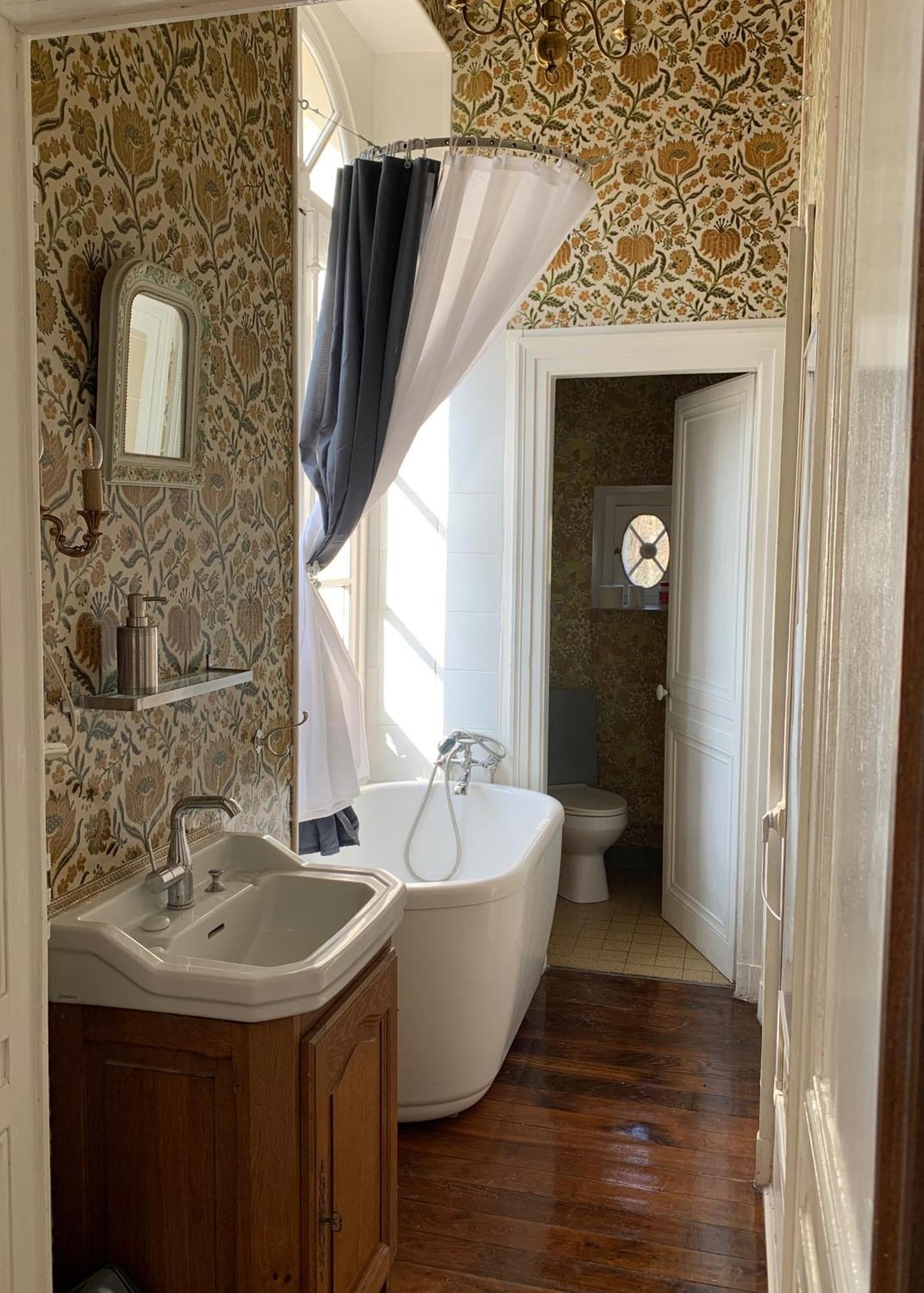 Bed and Breakfast YXIE - Manoir des Arts à Villeblevin Chambre photo